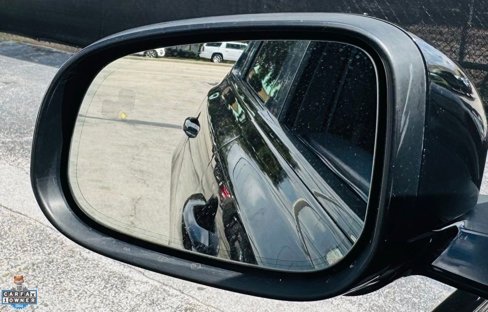 Used 2016 Jaguar XF S image 23