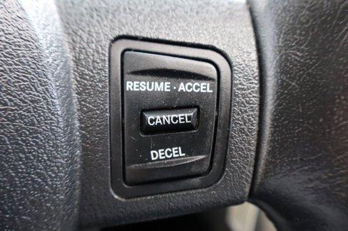 Used 2006 Jeep Commander Limited w/ Trailer Tow Group IV image 36