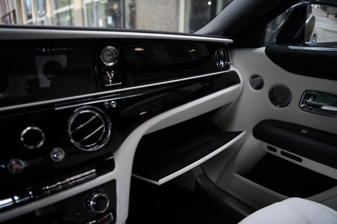New 2025 Rolls-Royce Ghost image 20