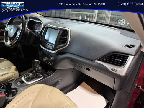 Used 2015 Jeep Cherokee Limited image 27