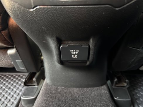 Used 2016 Jeep Cherokee 75th Anniversary image 22