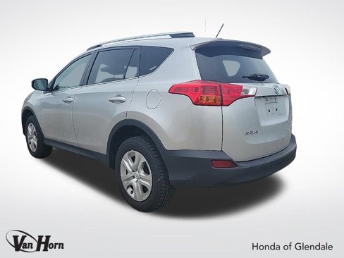 Used 2014 Toyota RAV4 LE image 15