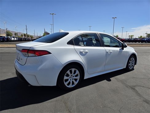 Certified 2024 Toyota Corolla LE image 4