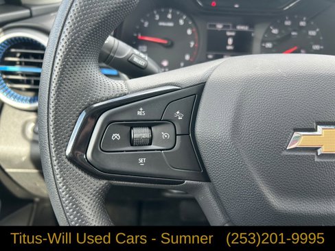 Used 2024 Chevrolet Trax LS w/ LS Convenience Package image 17