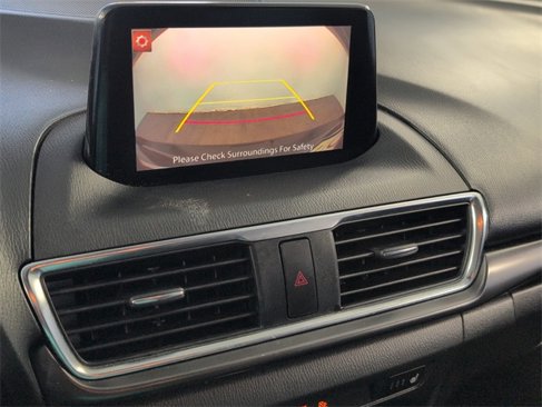 Used 2018 MAZDA MAZDA3 Grand Touring image 21