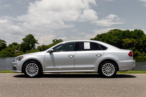 Used 2017 Volkswagen Passat 1.8T SE image 6
