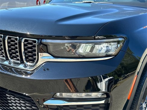 Used 2023 Jeep Grand Cherokee 4WD 4xe image 7