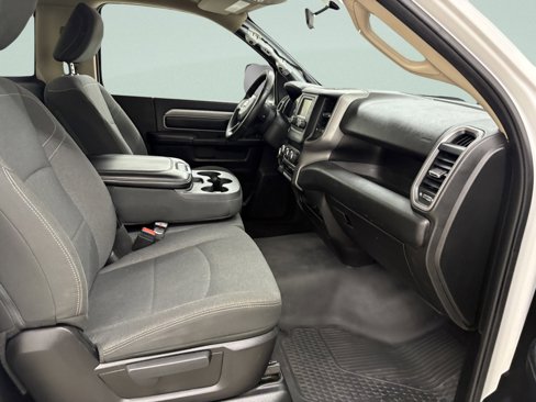 Used 2019 RAM 3500 Tradesman image 16