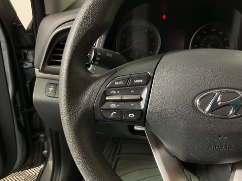 Used 2019 Hyundai Elantra SE w/ Cargo Package image 23