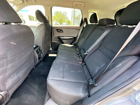 Used 2023 Nissan Rogue S image 23