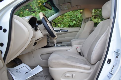 Used 2015 Nissan Pathfinder SV image 27