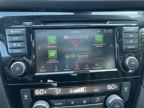 Used 2019 Nissan Rogue SL w/ Premium Package image 32