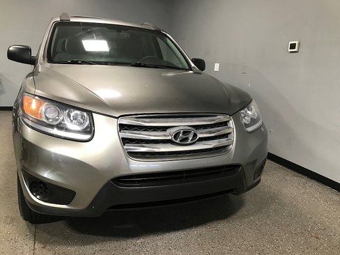 Used 2012 Hyundai Santa Fe GLS image 8