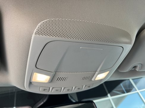 Used 2024 Ford Edge Titanium image 33