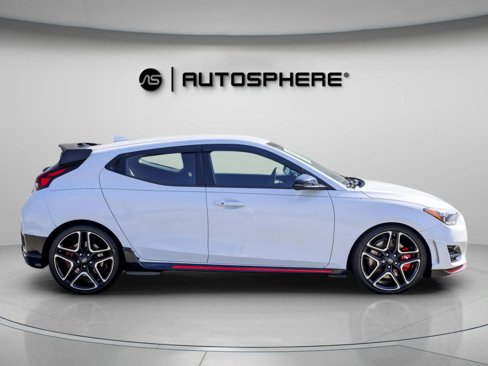 Used 2020 Hyundai Veloster N w/ Performance Package image 10