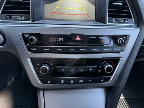Used 2017 Hyundai Sonata Sport w/ Value Edition Package 02 image 22