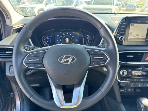 Used 2020 Hyundai Santa Fe Limited image 17