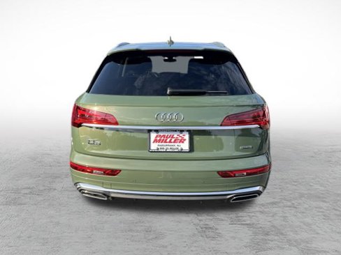 Used 2022 Audi Q5 2.0T Premium w/ Convenience Package image 6