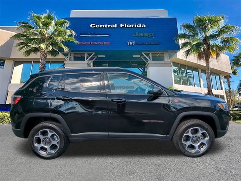 Used 2022 Jeep Compass Trailhawk w/ Trailhawk Convenience Group image 4
