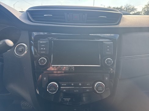 Used 2019 Nissan Rogue SL image 7