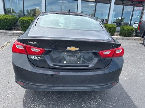 Used 2016 Chevrolet Malibu LT image 4