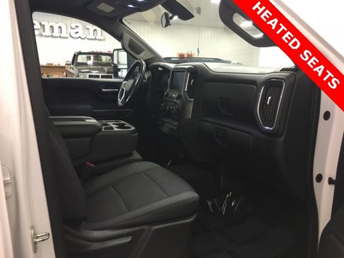 Used 2019 Chevrolet Silverado 1500 LT w/ All-Star Edition image 17