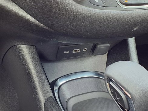Used 2024 Chevrolet Malibu LT image 13