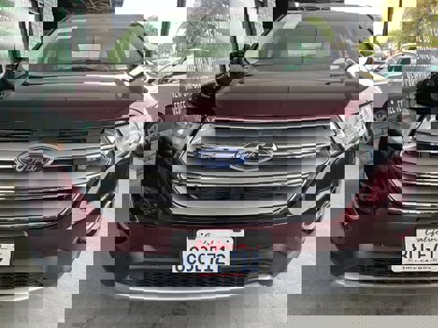 Used 2018 Ford Edge SEL w/ Equipment Group 201A image 12