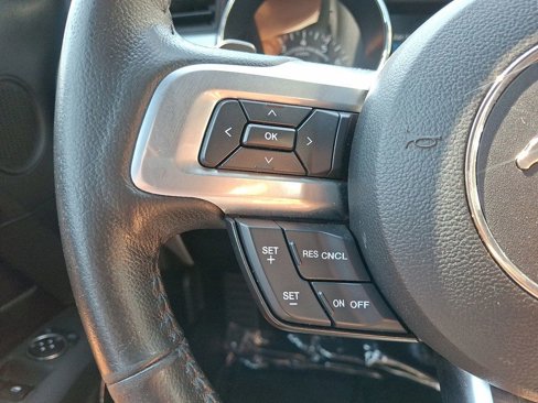 Used 2015 Ford Mustang Premium image 19