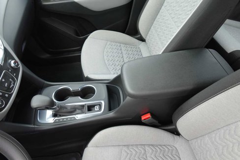 Used 2023 Chevrolet Equinox LS image 12