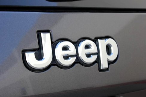 Used 2021 Jeep Cherokee Latitude Plus image 21