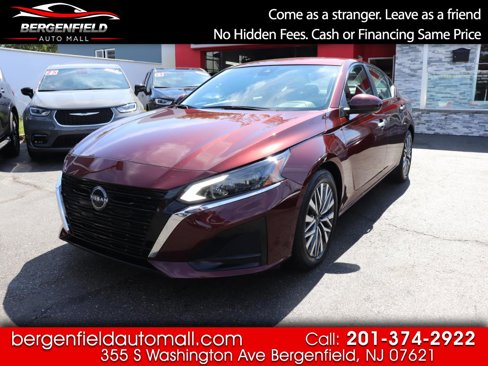 Used 2023 Nissan Altima 2.5 SV image 1