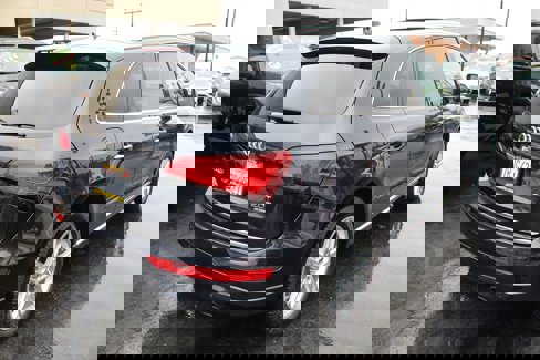 Used 2016 Audi Q5 2.0T Premium Plus w/ Technology Package image 7