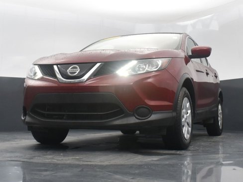 Used 2019 Nissan Rogue Sport S image 31