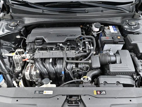 Used 2021 Hyundai Elantra SEL image 27