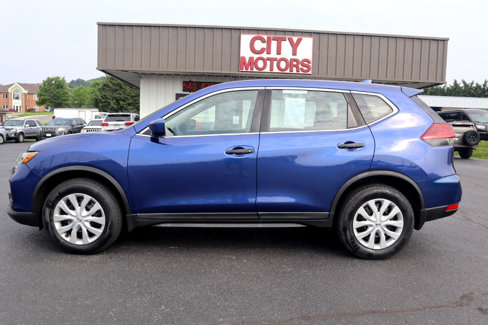 Used 2018 Nissan Rogue S image 9