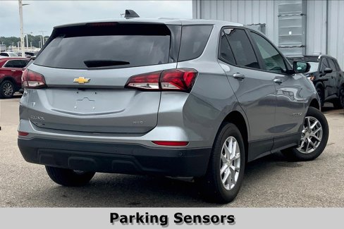 Used 2023 Chevrolet Equinox LS w/ LS Convenience Package image 14