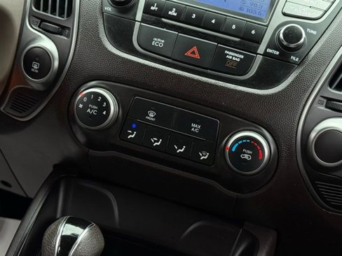 Used 2014 Hyundai Tucson GLS image 22