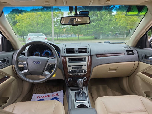 Used 2012 Ford Fusion SEL image 19