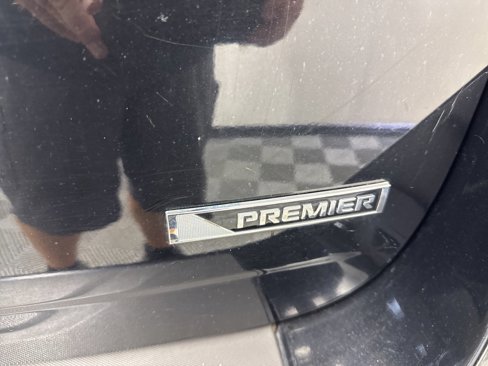 Used 2017 Chevrolet Equinox Premier w/ Enhanced Convenience Package image 33