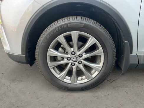 Used 2017 Toyota RAV4 Limited image 14