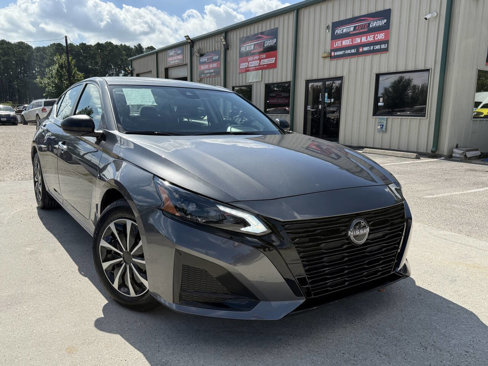 Used 2024 Nissan Altima 2.5 S image 1