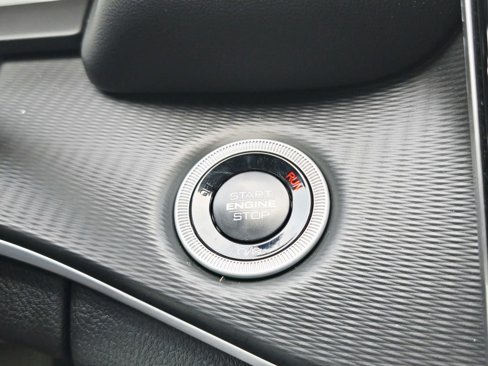 Used 2024 Jeep Grand Cherokee Altitude image 33