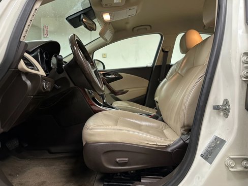 Used 2013 Buick Verano Leather image 8