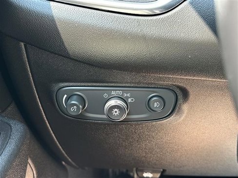 Certified 2021 Chevrolet Equinox Premier image 18