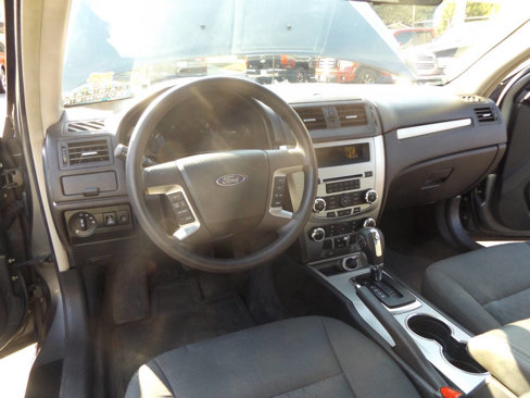 Used 2012 Ford Fusion SE image 16