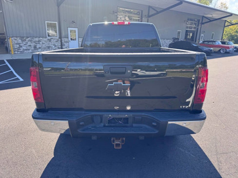 Used 2011 Chevrolet Silverado 1500 LTZ w/ Chrome Essentials Package image 5