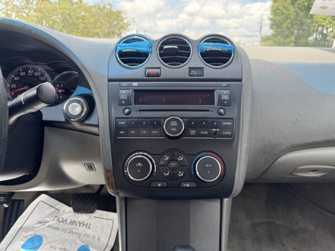 Used 2010 Nissan Altima 2.5 S image 15