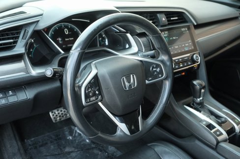 Used 2020 Honda Civic Touring image 10
