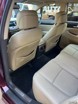 Used 2012 Hyundai Genesis 3.8 w/ Premium Pkg image 15